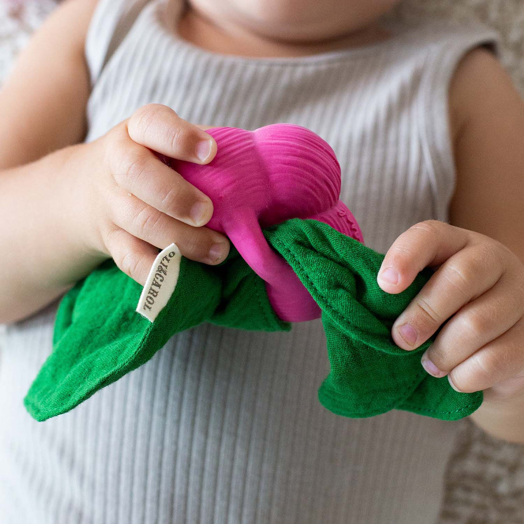 Ramona the Radish Lovey-Teether – Oli&Carol US